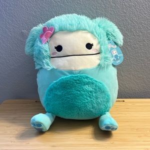 Joelle Bigfoot Squishmallow